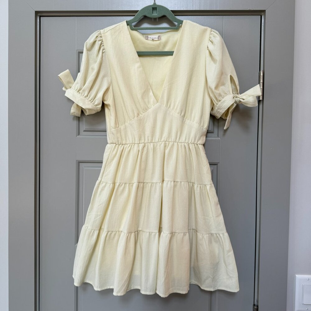 ALTAR'D STATE | Pale Yellow Tie Sleeve Fit and Flare Deep V Dress Size Small